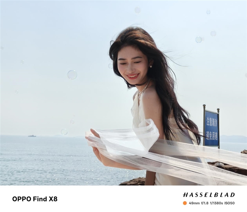 果里果气的直屏旗舰！OPPO Find X8深度评测：抬手就出片的抓拍氛围感神器