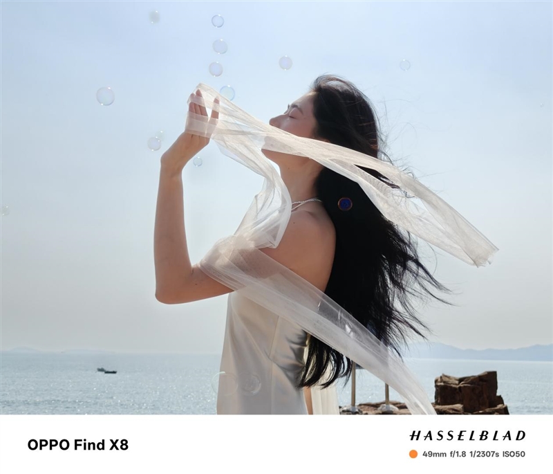 果里果气的直屏旗舰！OPPO Find X8深度评测：抬手就出片的抓拍氛围感神器