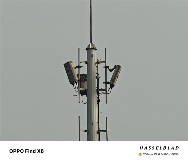 果里果气的直屏旗舰！OPPO Find X8深度评测：抬手就出片的抓拍氛围感神器
