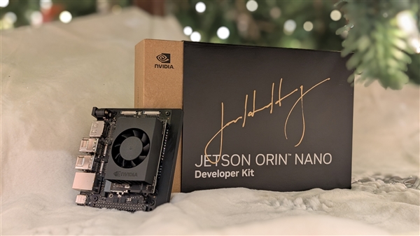 只要1800元!NVIDIA也出“迷你机”:自有CPU+GPU、巴掌大小