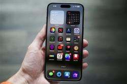 曝20周年iPhone采用三星全新OLED屏：更薄更亮