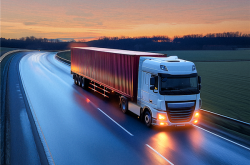 特朗普宣布对所有进口重卡加征25%关税：纯电也未能豁免