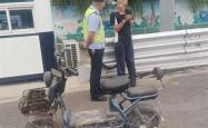 15岁山东小伙骑电动自行车欲赴广州会网友 刚上高速被拦截