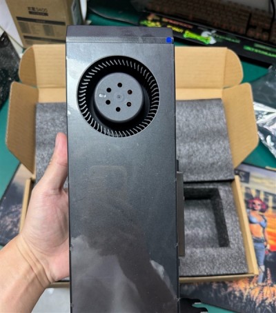 32GB大显存RTX 4080 SUPER现身：要价9200元