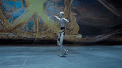 宇树最新机器人发布：1米8大高个 能跳舞会功夫