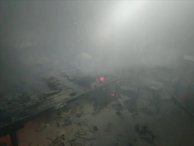 荒废老宅雷雨夜突发火灾 罪魁祸首是一盏亮了15年的灯