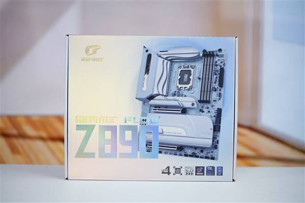 白色风格装机必备!七彩虹iGame Z890 FLOW V20主板图赏