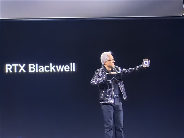英伟达新一代RTX Blackwell发布:拥有920亿个晶体管 支持万亿次浮点运算