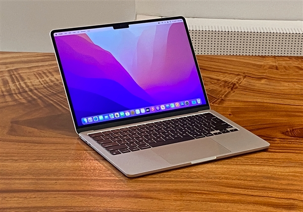 苹果新品爆发!iPad、iPhone SE 4和MacBook Air来了 供应链开始出货