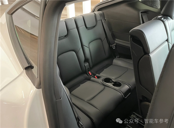 你的新Model Y都有这些全新设计 七座版也确认了