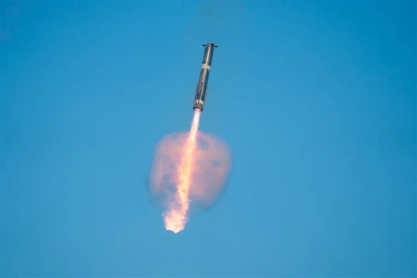 如绚丽流星的SpaceX“星舰”第七次试飞爆炸原因找到了！