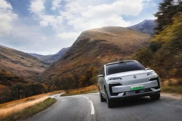 38.98万起!比亚迪腾势旗舰级SUV N9正式开启交付
