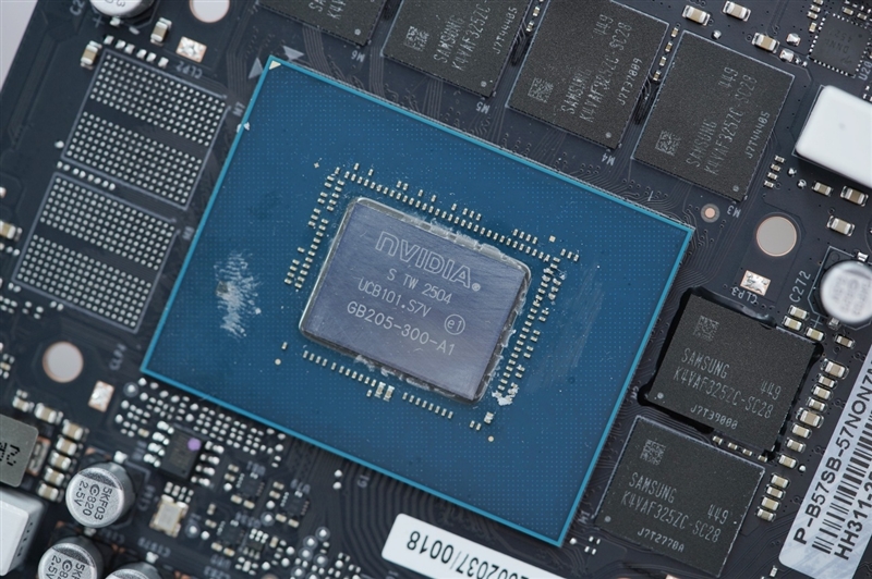 耕升RTX 5070踏雪OC显卡评测：性能优秀散热一流 还是颜值巅峰