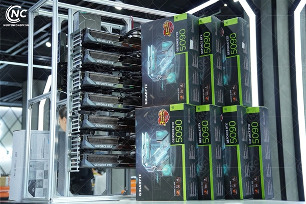 越南用七块RTX 5090打造AI服务器：总功耗超4000W