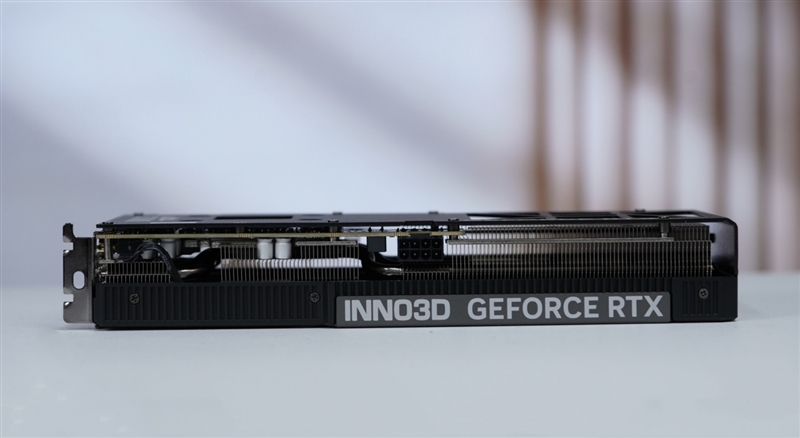 映众RTX 5060 Ti曜夜16GB显卡评测：小巧简约 DLSS 4表现亮眼
