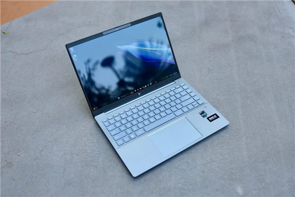 2025年体验Windows 95 无需重装超简单