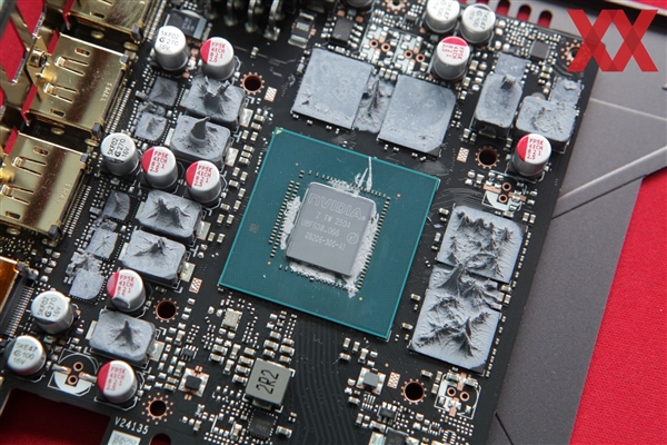 长不足10厘米!技嘉RTX 5060 Ti EAGLE PCB短的令人发指