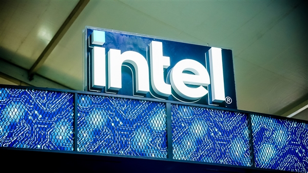 Intel承认太慢了 好好学习AMD!每周到岗4天、不强制绩效