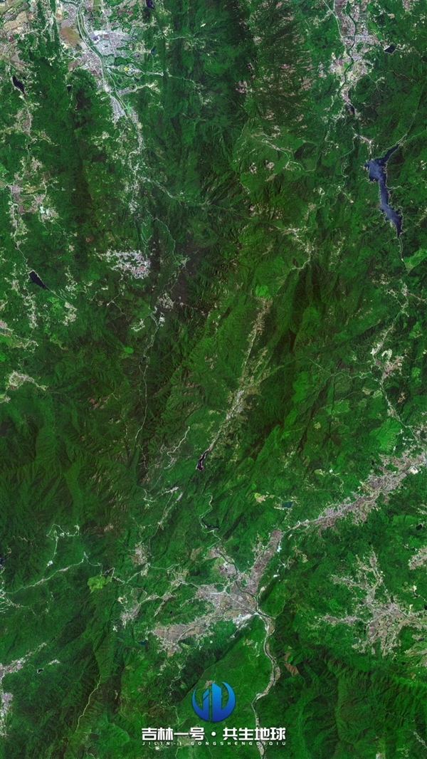 五一在家云游:卫星俯瞰华夏名山名湖、文化古镇