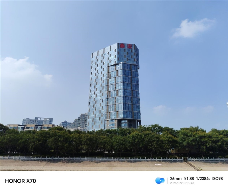 8300毫安电池、IP69K防水！荣耀X70全面评测：新一代耐用神机实至名归
