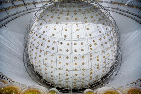 地下700米的世界第一！江门中微子实验大科学装置正式运行