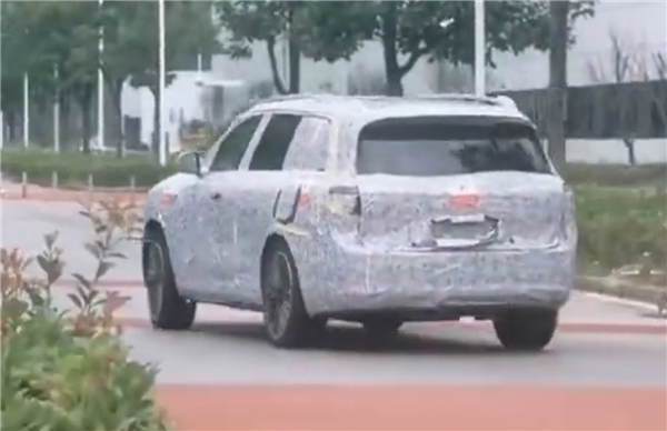 提前泄漏车内设计 男子偷拍未上市问界M9被判赔25万元