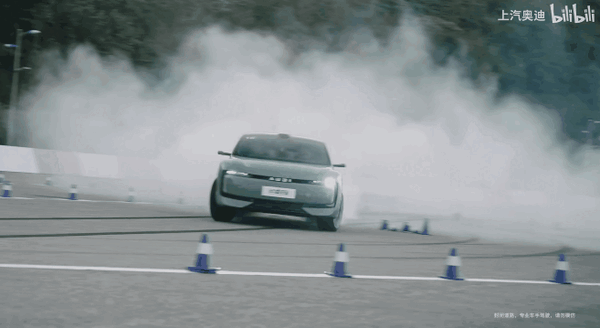 有槽点、没法装B 但我还是被这台20多万的奥迪爽到了!