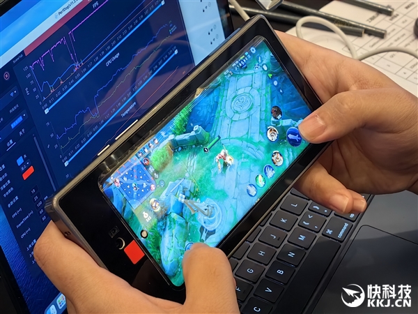 联发科天玑9500芯片首测：全新GPU暴强、首发端侧4K生图很惊艳