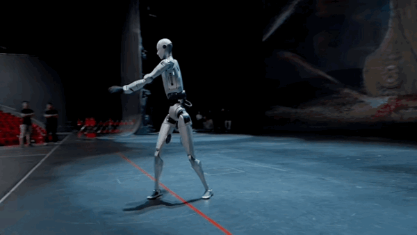 宇树最新机器人发布：1米8大高个 能跳舞会功夫