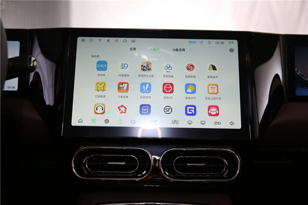 才买2年就被车企“抛弃” 这群车主开始破解车机了