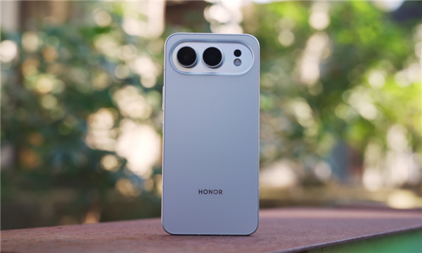 8000mAh电池+骁龙8至尊版 你跟我说这是线下机!