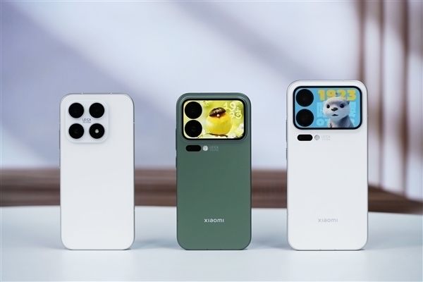 小米18系列继续搭载背屏！已经有友商在研究了