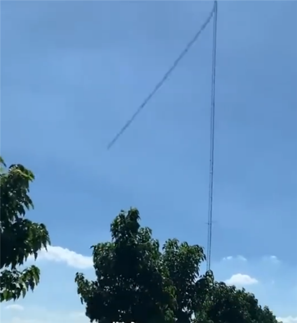 离谱！4人合伙偷走160万测风塔 理由竟是赚零花钱