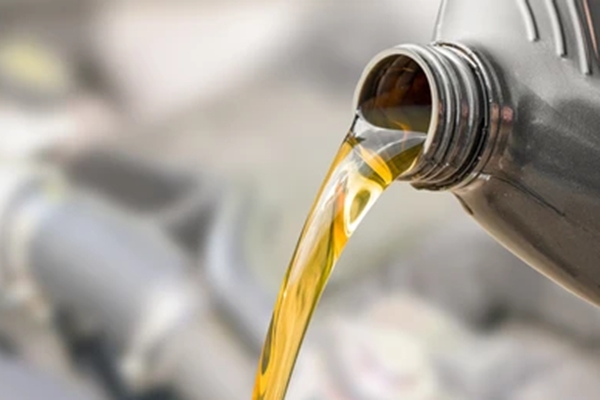 油价飙升各国忙补贴 经合组织泼冷水:财政撑得住吗