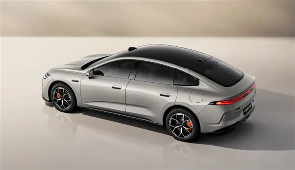 激光雷达下放10万级！长安启源A06售10.99万起：续航超2120km