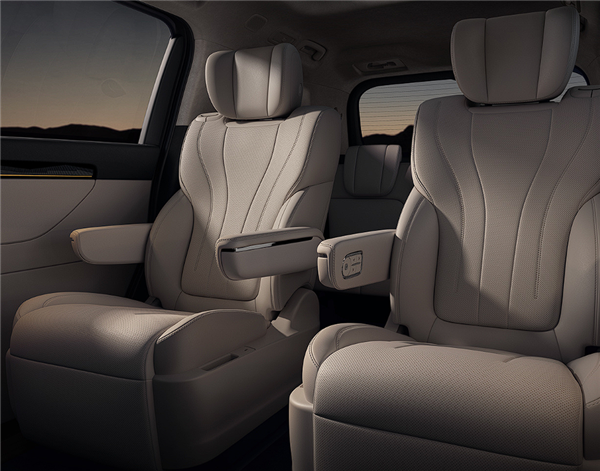 20万级家用新能源MPV 新一代传祺向往E8 PHEV官图发布