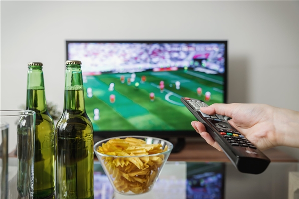 世界杯FIFA向中国开出21亿元天价版权费 比印度快多10倍：央视拒绝获网友力挺