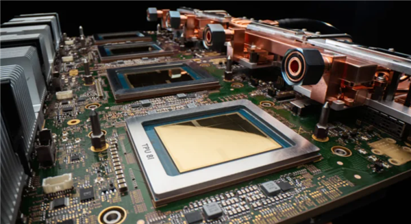 GPU将不再是AI芯片老大 谷歌28年TPU数量达1500万：首次压NVIDIA一头