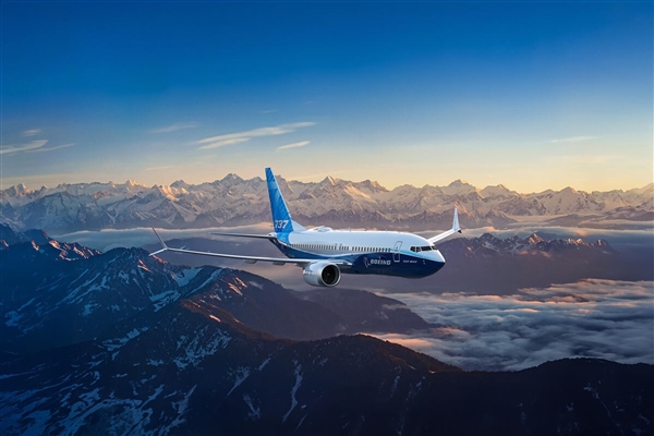 等了8年!波音737 MAX 7终于拿到FAA适航证 但产线仍有安全员监工