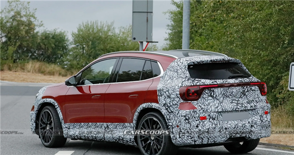奔驰最亲民纯电SUV!全新AMG GLA路试谍照曝光:680马力对标宝马iX3 M