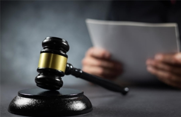 商家故意隐瞒关键信息致消费者错失购车补贴：法院判赔1.3万元