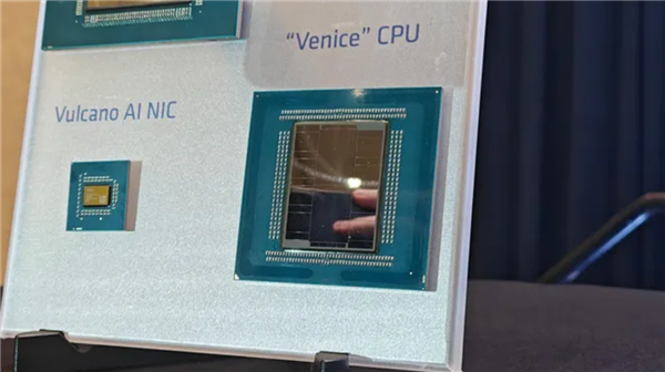 AMD公布EPYC 9006系列服务器处理器规格：最高256核心 价格高达14904美元